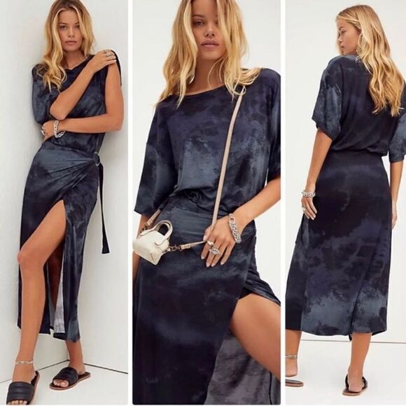 NEW Free People Alyssa Wrap Maxi Dress blue night sky Combo size M - Picture 1 of 12